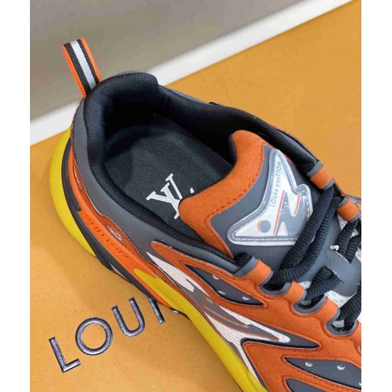 LV sneakers LU0132