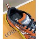 LV sneakers LU0132