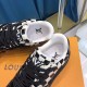 LV sneakers LU0134