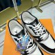 LV sneakers LU0139