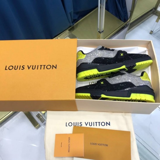 LV sneakers LU0140