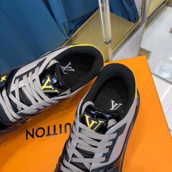 LV sneakers LU0141