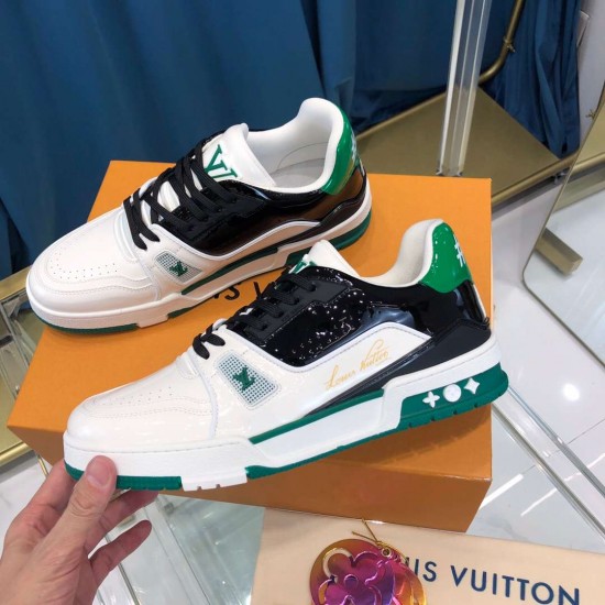 LV sneakers LU0144