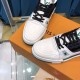 LV sneakers LU0144