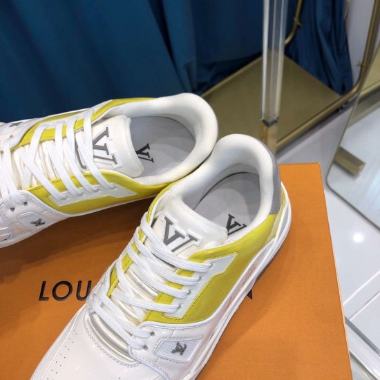 LV sneakers LU0145