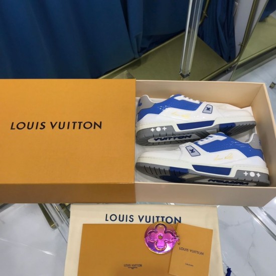 LV sneakers LU0147