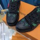 LV sneakers LU0152