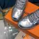 LV sneakers LU0154