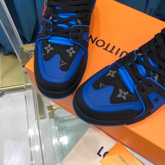 LV sneakers LU0155