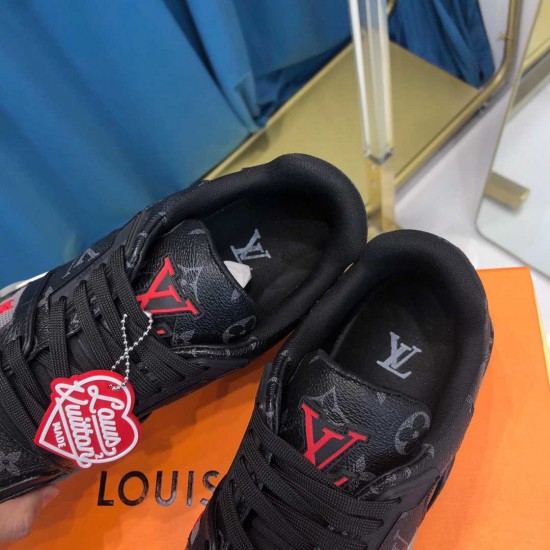 LV sneakers LU0158