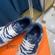 LV sneakers LU0159