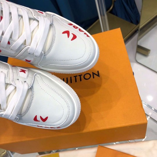 LV sneakers LU0163