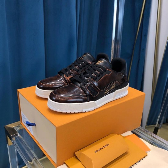 LV sneakers LU0171