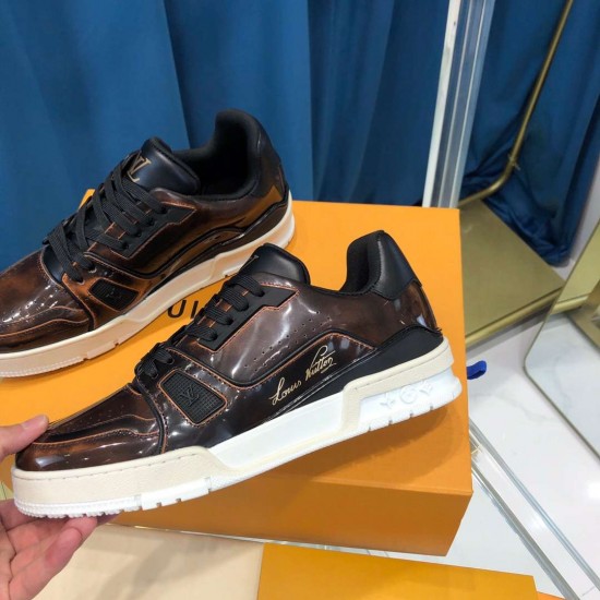 LV sneakers LU0171