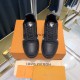 LV sneakers LU0172