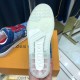 LV sneakers LU0173