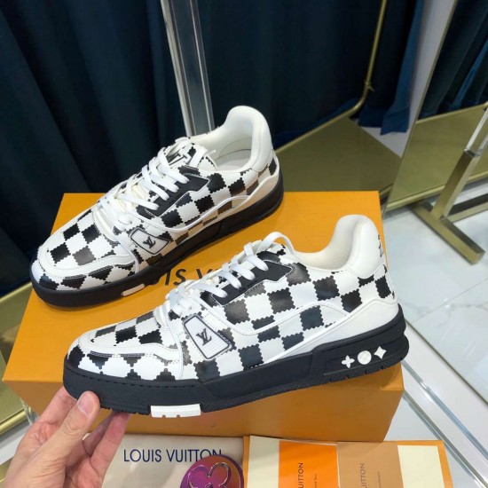 LV sneakers LU0177