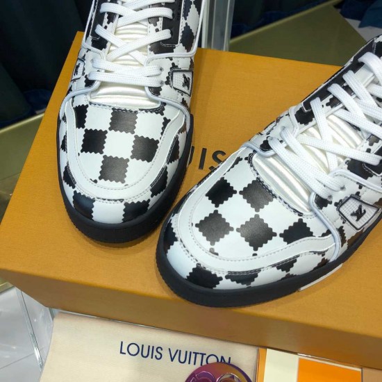 LV sneakers LU0177