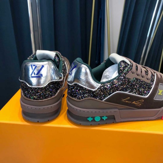 LV sneakers LU0179