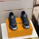 LV sneakers LU0187