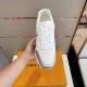 LV sneakers LU0188