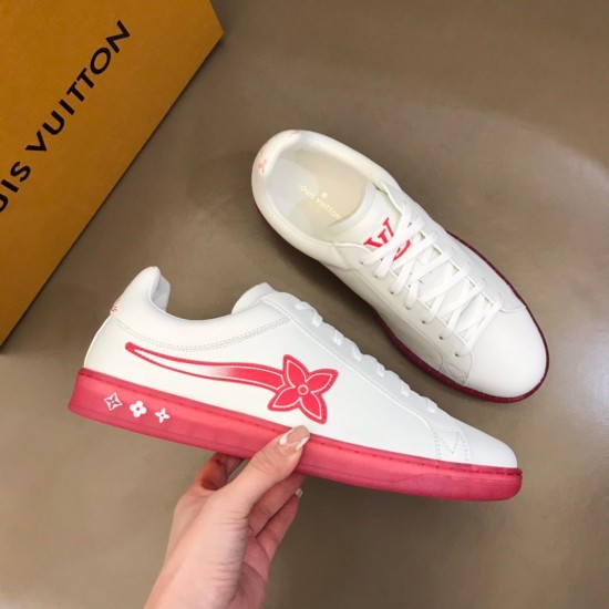 LV sneakers LU0195