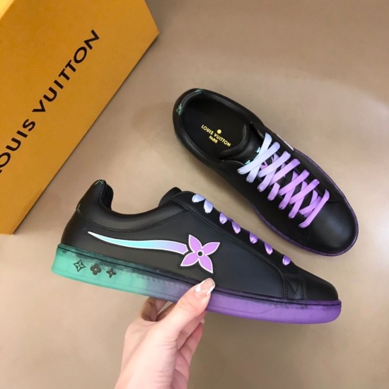 LV sneakers LU0196