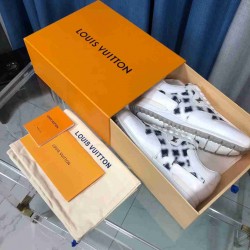 LV  sneakers LU0210