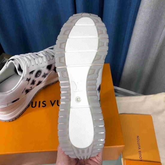 LV  sneakers LU0210