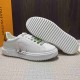 LV  sneakers LU0225