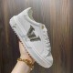 LV  sneakers LU0226