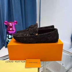 LV   sneakers LU0300