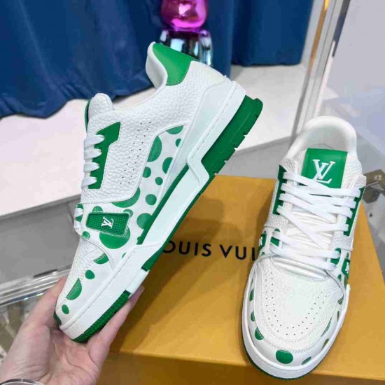 LV   sneakers LU0330