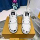 LV   sneakers LU0332