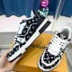 LV   sneakers LU0339