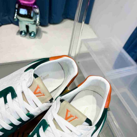 LV    sneakers LU0369