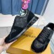 LV    sneakers LU0370