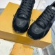 LV    sneakers LU0370