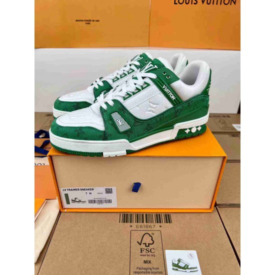 LV    sneakers LU0379