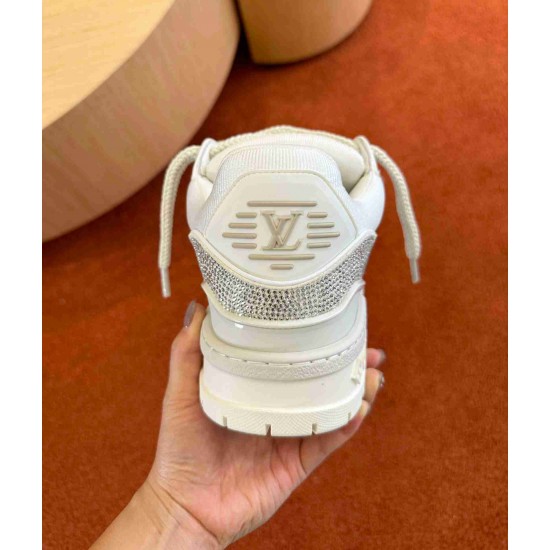 LV    sneakers LU0418