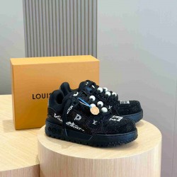 LV    sneakers LU0419