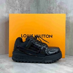 LV    sneakers LU0426