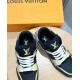 LV    sneakers LU0431