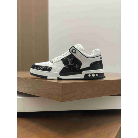 LV    sneakers LU0446