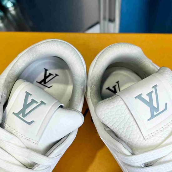 LV    sneakers LU0451