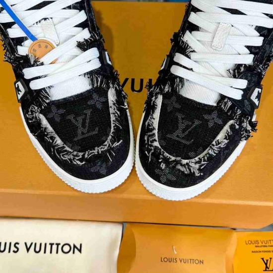 LV    sneakers LU0453