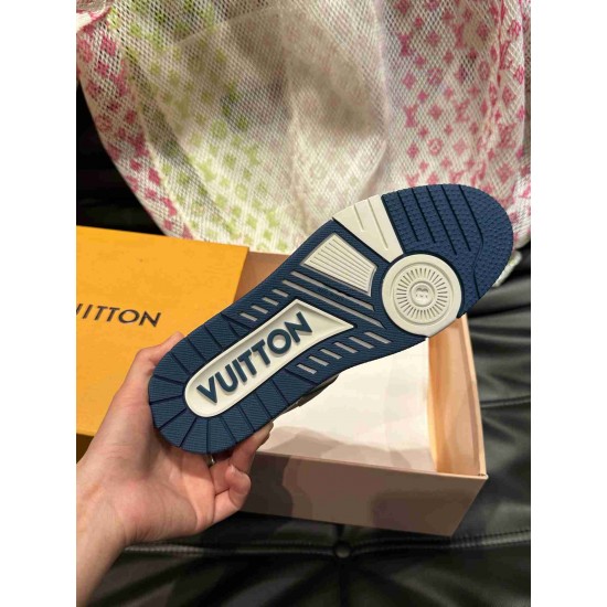 LV      sneakers LU0471