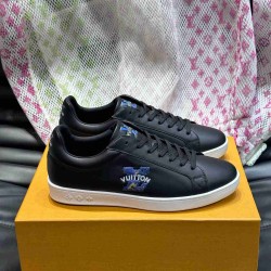 LV     sneakers LU0479