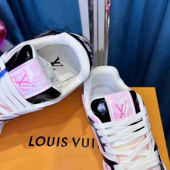 LV      sneakers LU0494