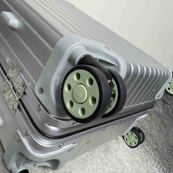 Rimowa Suitcase LXX0050 Rimowa Suitcase LXX0050
